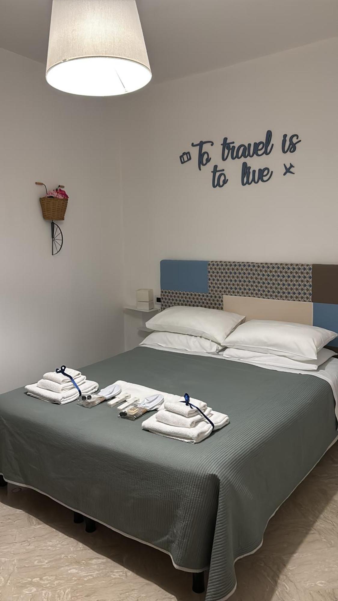 Ginevra Rooms Bari Exterior photo